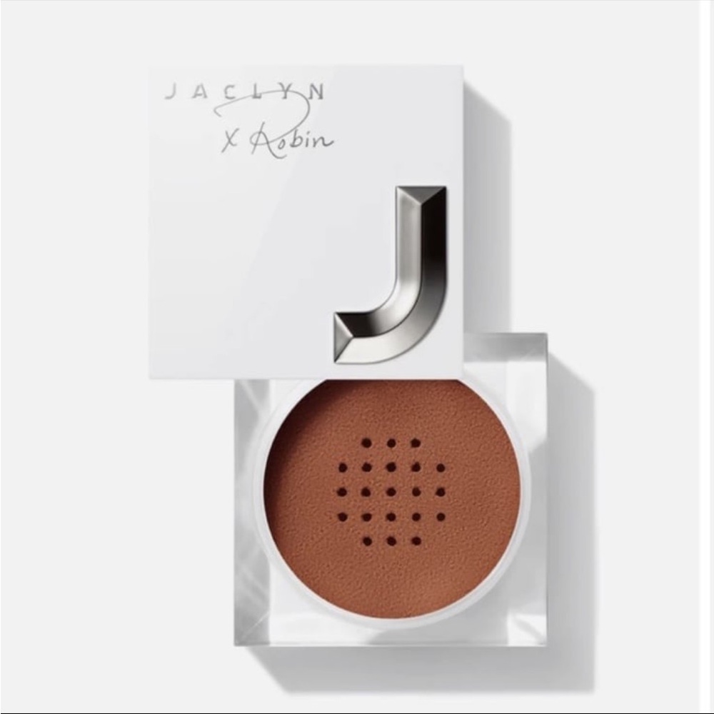 Jaclyn Cosmetics X Robin Powder Loose Face Powder
